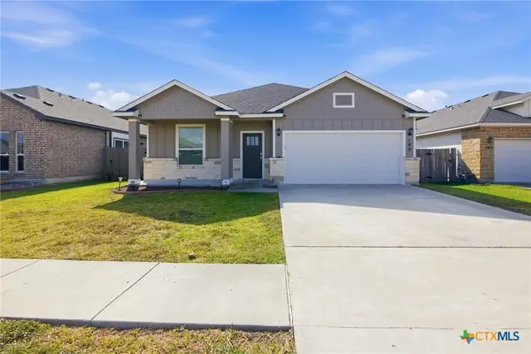 103 Dripping Spring, Victoria, TX 77904