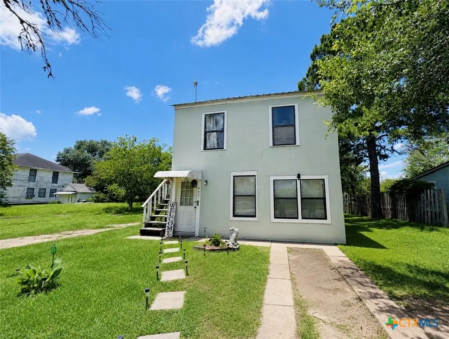 409 N Avenue D, Waelder, TX 78959 - #3
