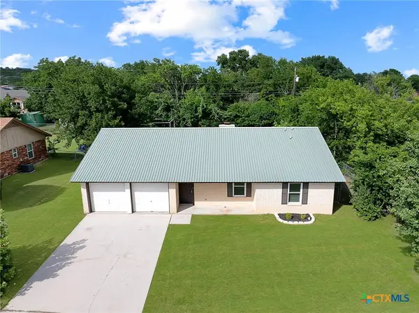 111 E Hogan Drive, Copperas Cove, TX 76522