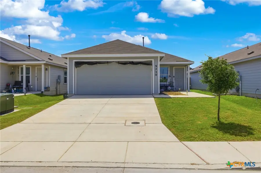 9220 James Bowie, Seguin, TX 78155 - #2
