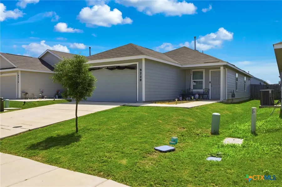 9220 James Bowie, Seguin, TX 78155 - #3