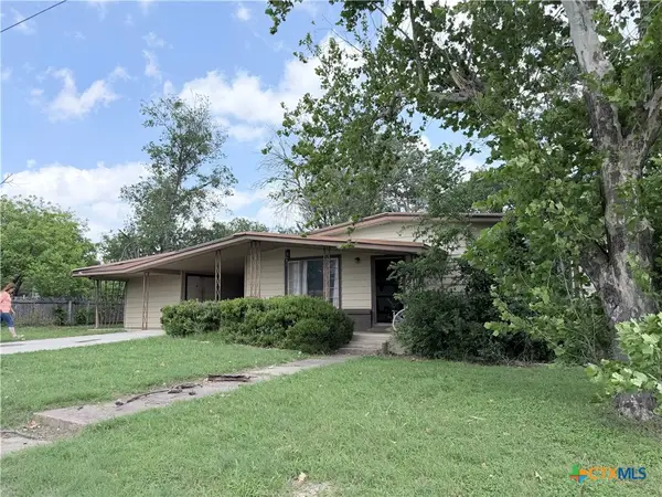 316 S Bouldin Street, Hamilton, TX 76531