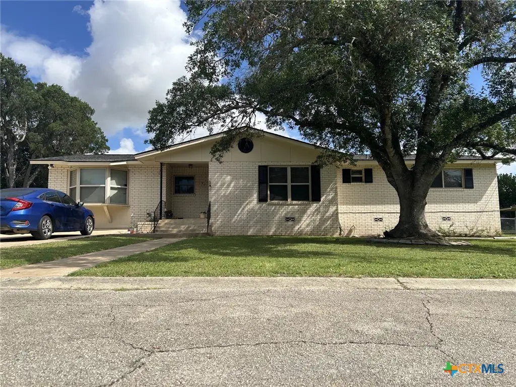 21 Ohio Avenue, New Braunfels, TX 78130 - #1