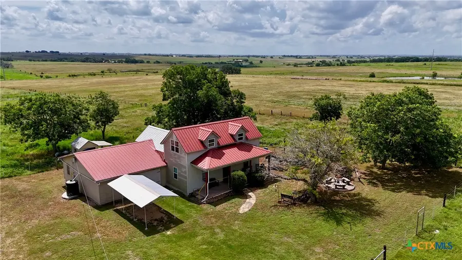 3901 N State Highway 95, Moulton, TX 77975 - #3
