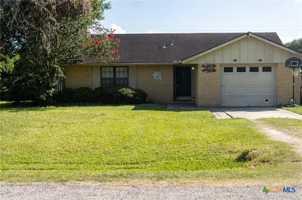 203 Elaine Street, Victoria, TX 77904