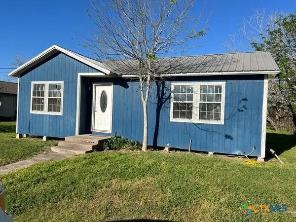 436 Illinois Street, Bloomington, TX 77951