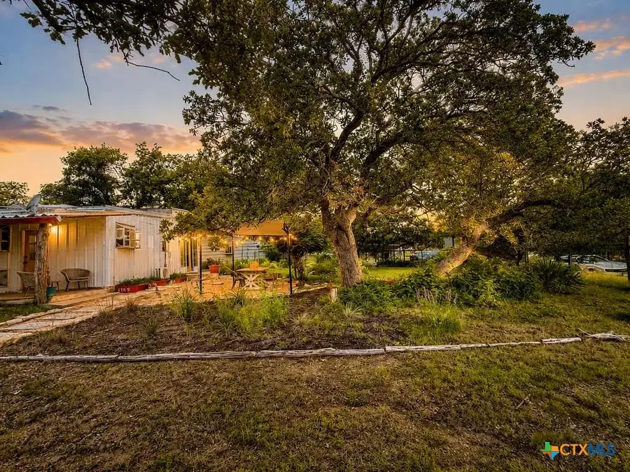 128 E Castlewood Drive, Granite Shoals, TX 78654 - #2