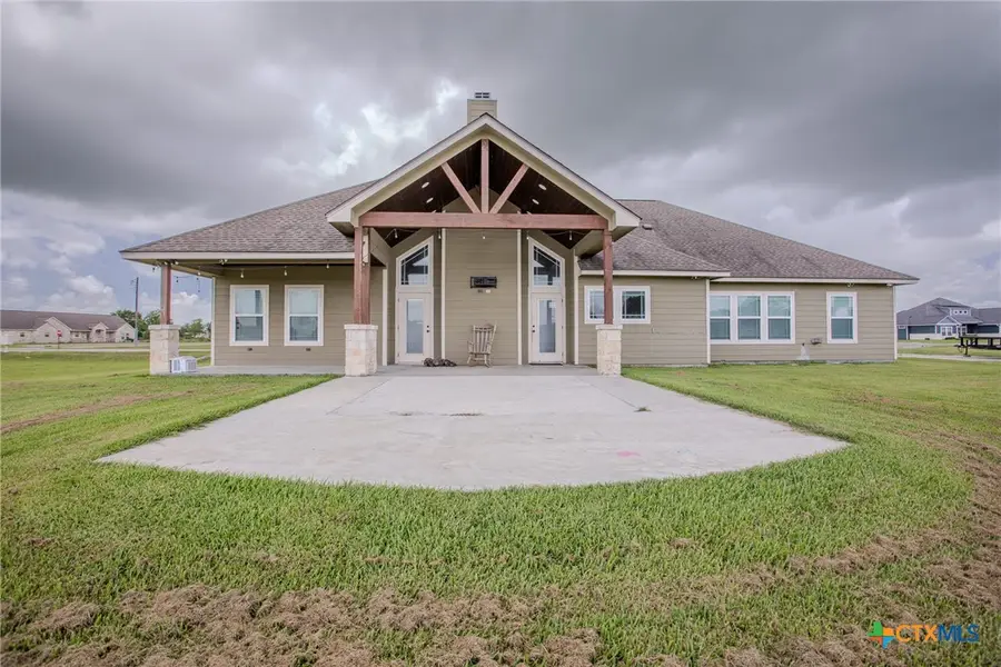 36 Meadow Creek Drive, Inez, TX 77968 - #2