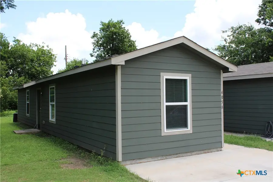 405 N 10th Street, Temple, TX 76501 - #3