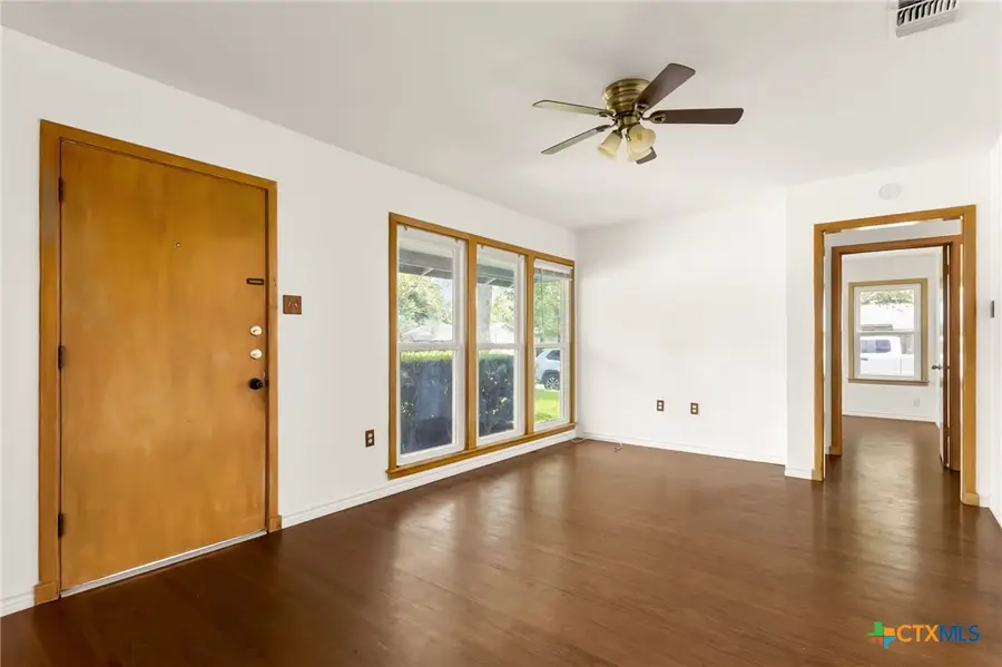 432 Romberg Street, Seguin, TX 78155 - #3
