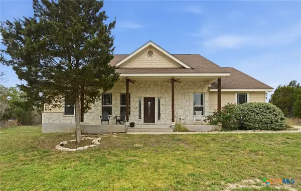 202 Cedar Hills Drive, Elgin, TX 78621
