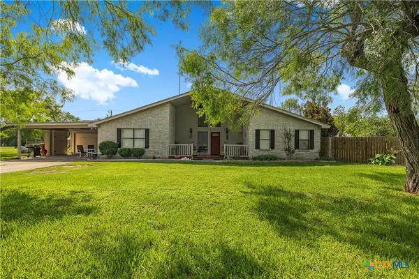 404 Cottonwood, Victoria, TX 77904