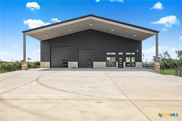 72 Southwind Drive, Port O'Connor, TX 77982