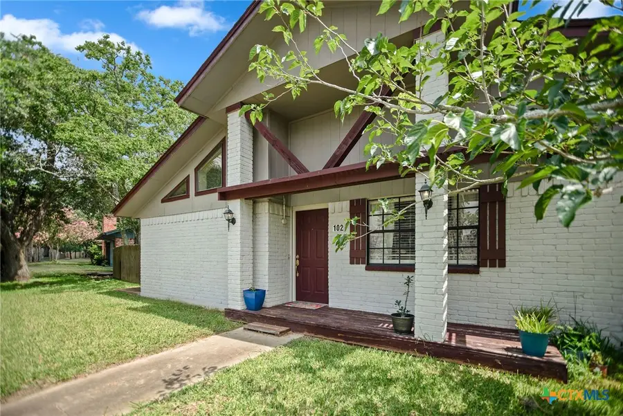 102 Sagemont Avenue, Victoria, TX 77904 - #3