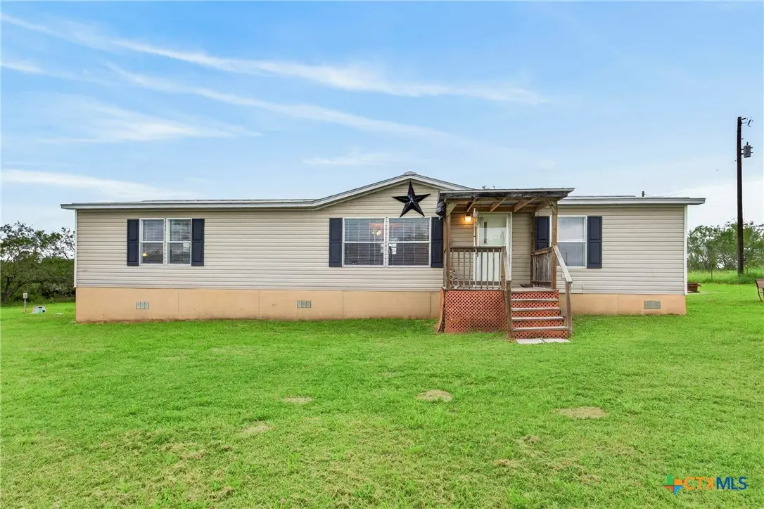 1340 County Road 344, Gonzales, TX 78629 - #1