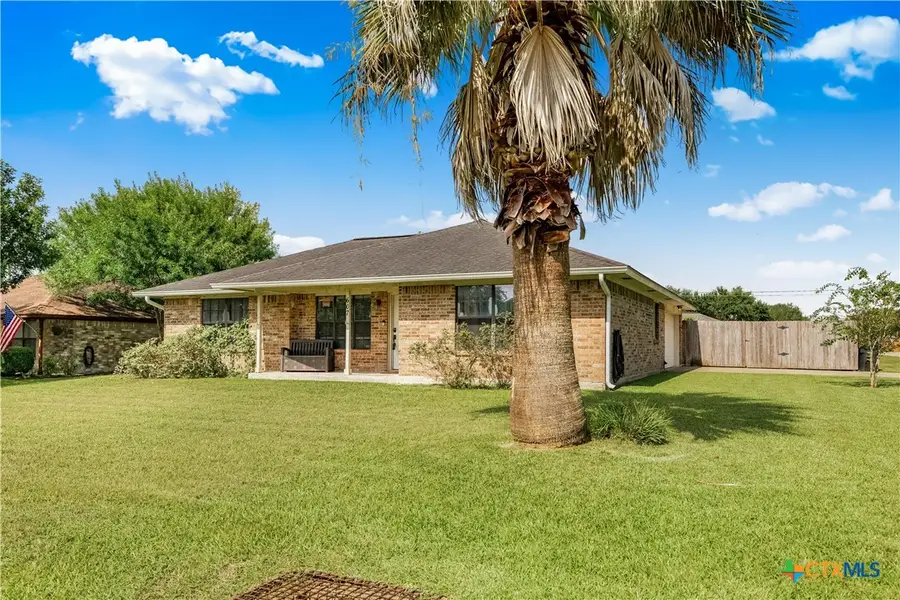 607 Dove, Victoria, TX 77905 - #3