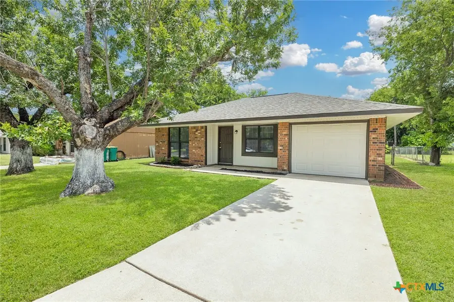 1101 E Avenue O, Belton, TX 76513 - #2
