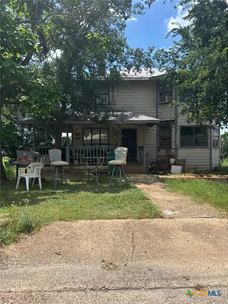 407 N 14th Street, Gatesville, TX 76528 - #1