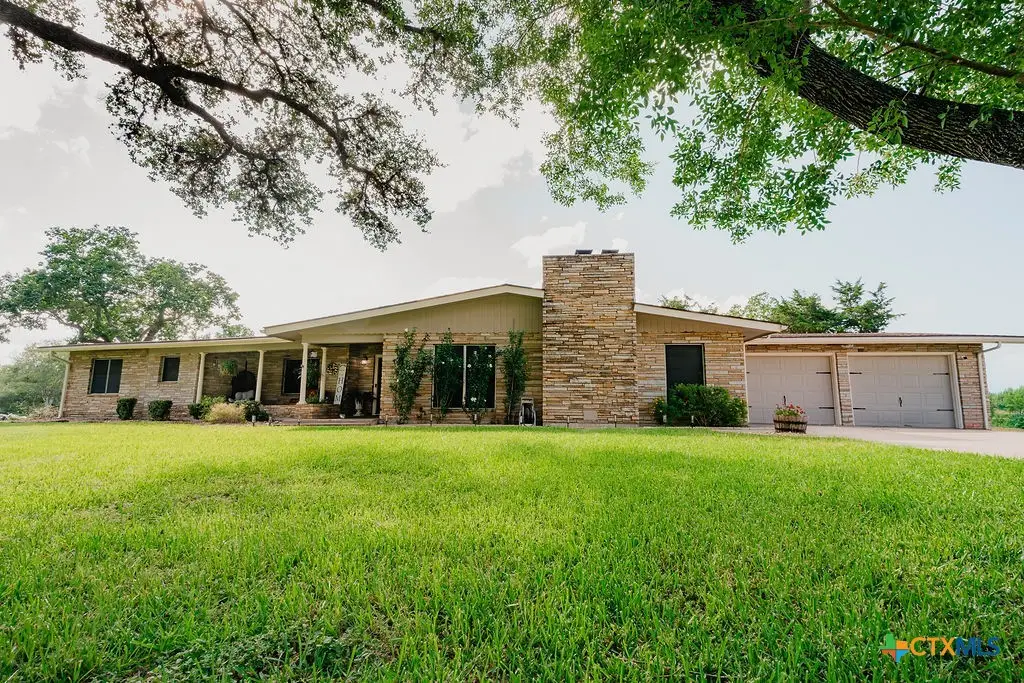 291 N Mesquite Drive, Victoria, TX 77905 - #1
