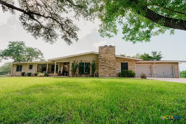 291 N Mesquite Drive, Victoria, TX 77905
