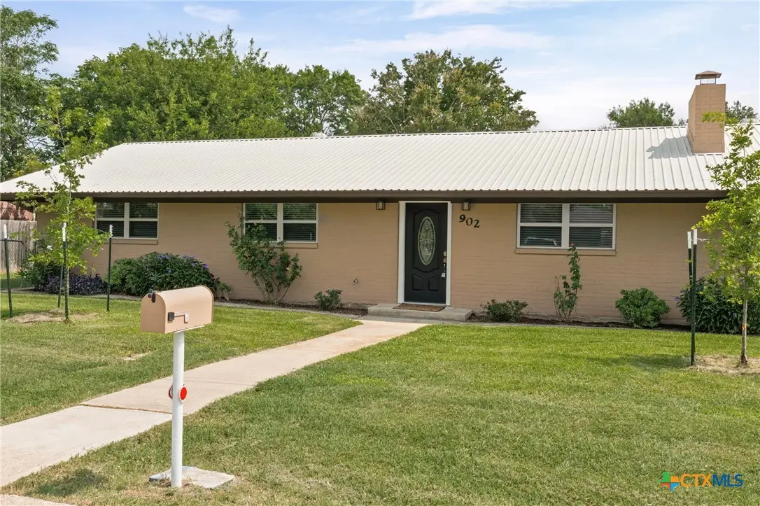 902 E Pam Street, Little River Academy, TX 76554 - #1