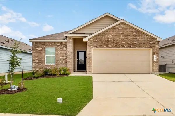 9020 Saint Jerome, Seguin, TX 78155