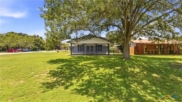 415 Pecan Row, New Braunfels, TX 78132