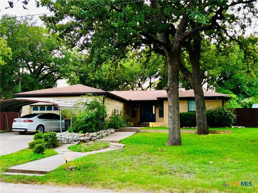 817 S Bell Street, Hamilton, TX 76531 - #1