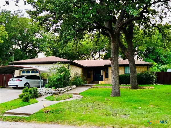 817 S Bell Street, Hamilton, TX 76531