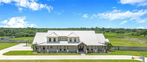 158 Sendera Loop, Victoria, TX 77904