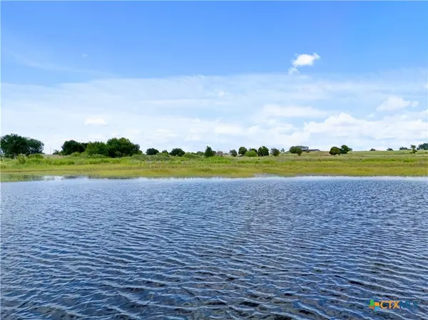 10.01 ac. 8070 S Lone Star Parkway, Moody, TX 76657