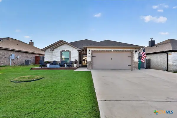 612 Holstein Drive, Belton, TX 76513