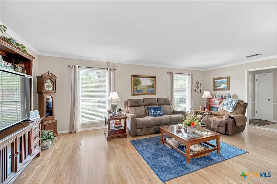 2307 Bon Aire Avenue, Victoria, TX 77901 - #3