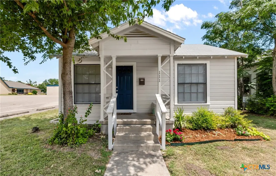 111 N 11th Street, Temple, TX 76501 - #1