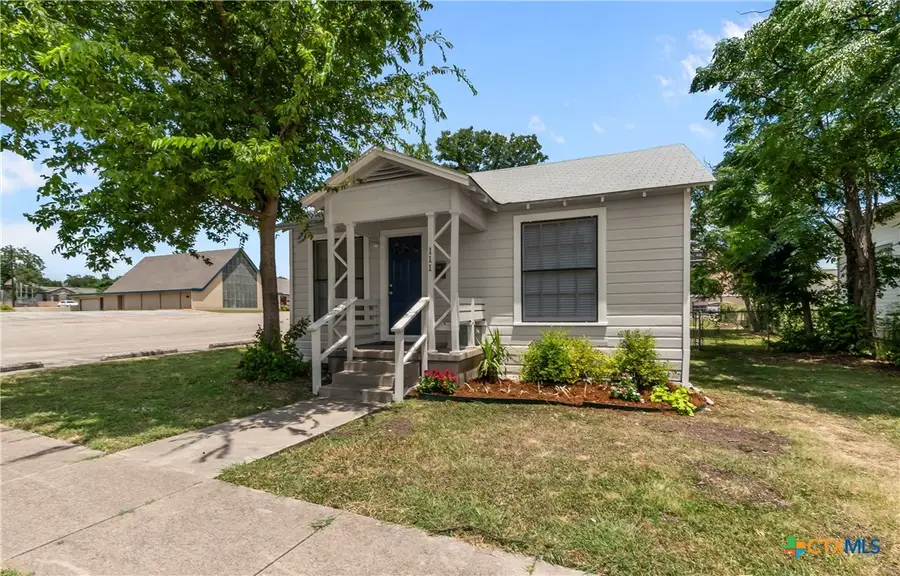 111 N 11th Street, Temple, TX 76501 - #2