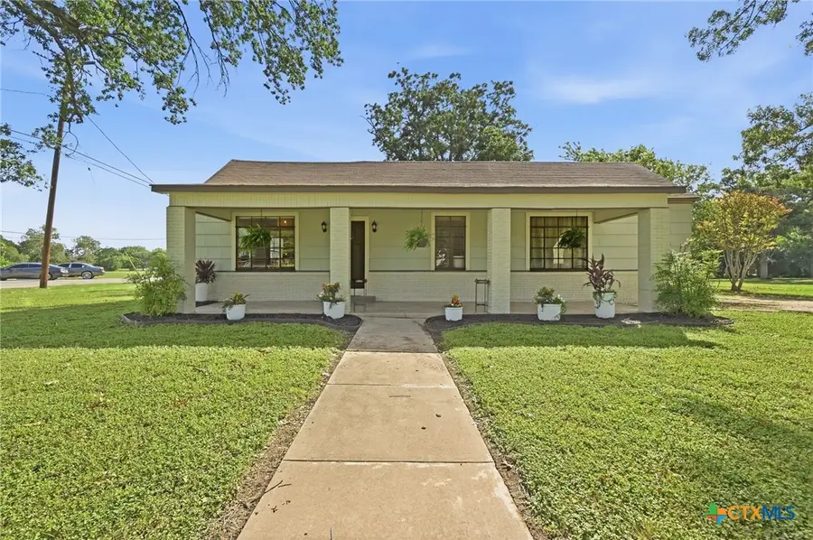 101 Bowie Street, Martindale, TX 78655 - #2
