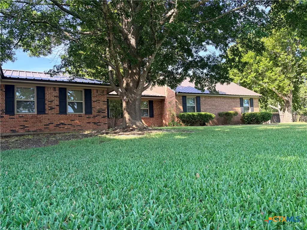 211 County Road 128, Gatesville, TX 76528 - #1