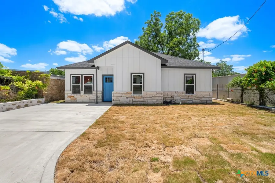 606 Bridge Street, Gatesville, TX 76528 - #2