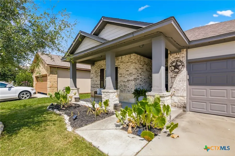 318 Brushy Creek, Victoria, TX 77904 - #2