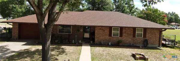 802 W 25th Street, Cameron, TX 76520