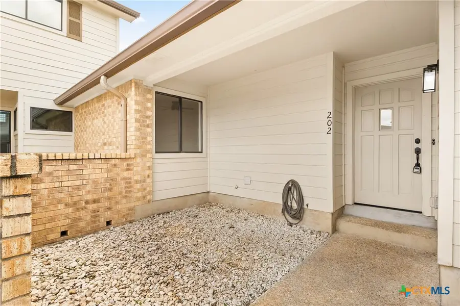 655 Loop 337, New Braunfels, TX 78130 - #2