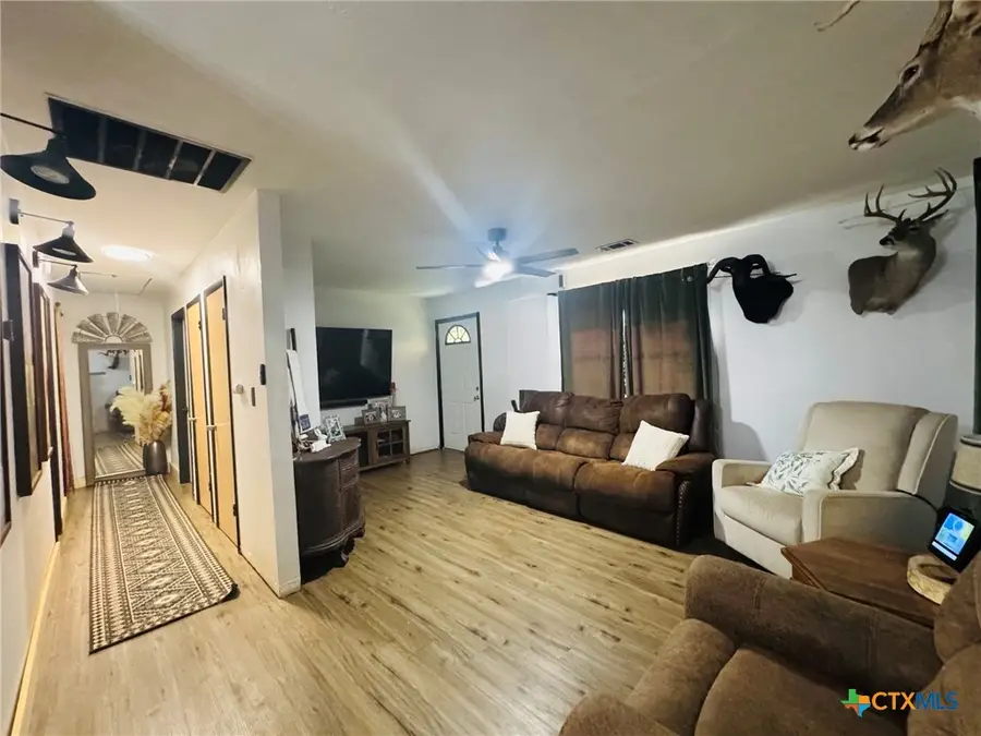 308 S Reagan Street, Hamilton, TX 76531 - #2