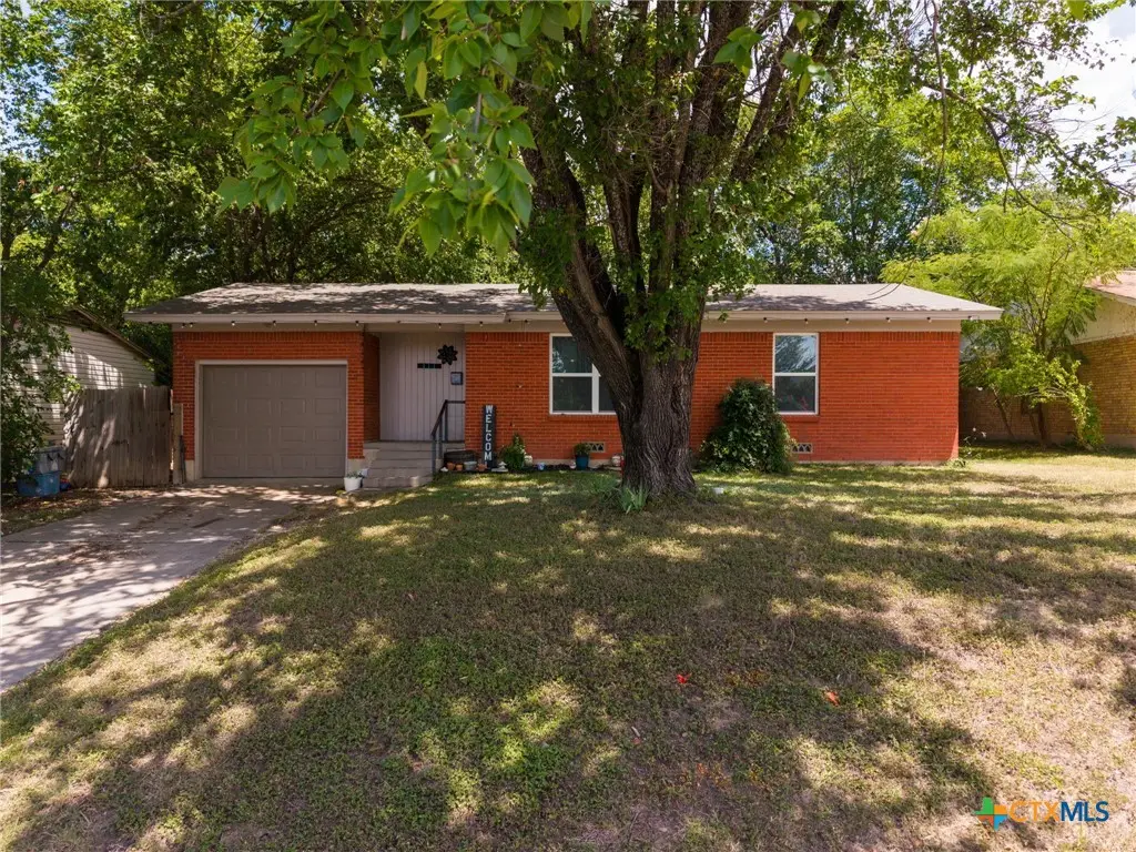 111 Cottonwood Drive, Gatesville, TX 76528 - #1