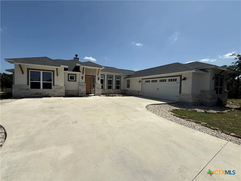 242 Flanders, Fischer, TX 78623 - #1