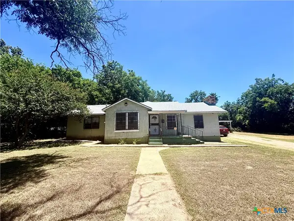 1208 N College Street, Killeen, TX 76541