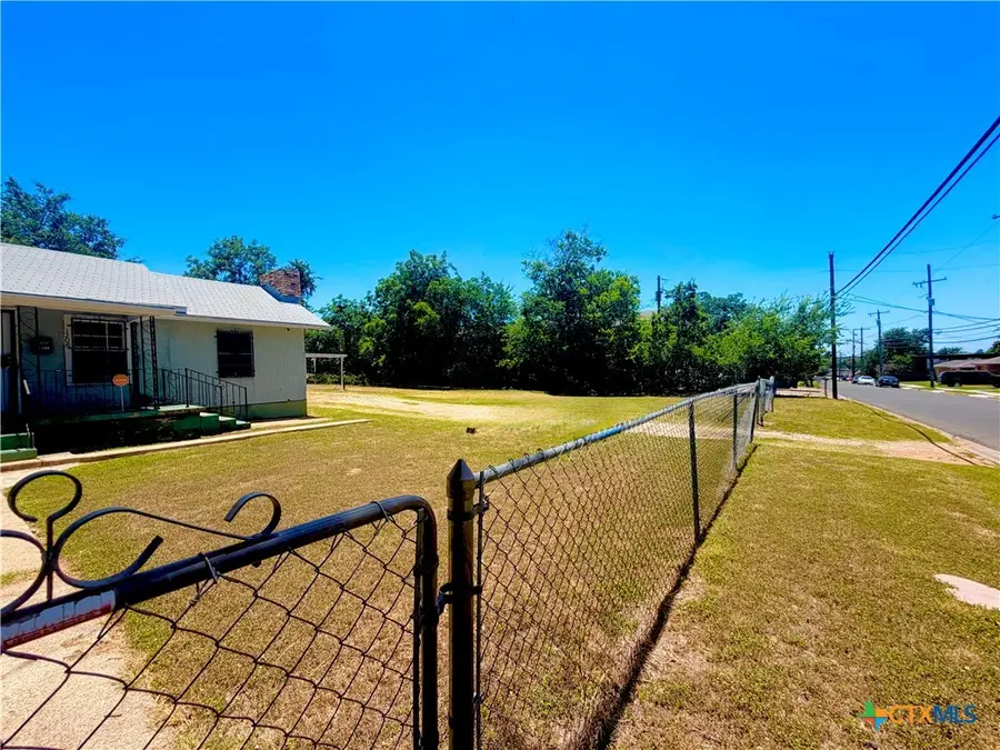 1208 N College Street, Killeen, TX 76541 - #2