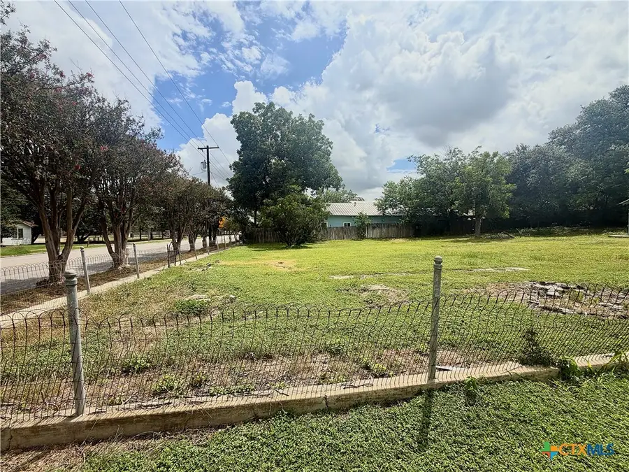 612 E Common Street, New Braunfels, TX 78130 - #3