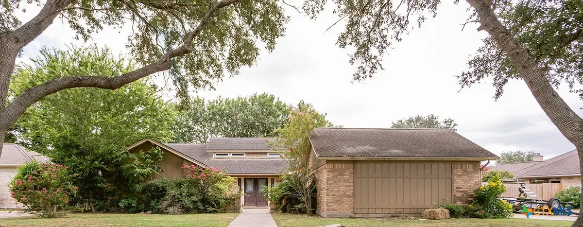 402 Chimney Rock Drive, Victoria, TX 77904 - #1