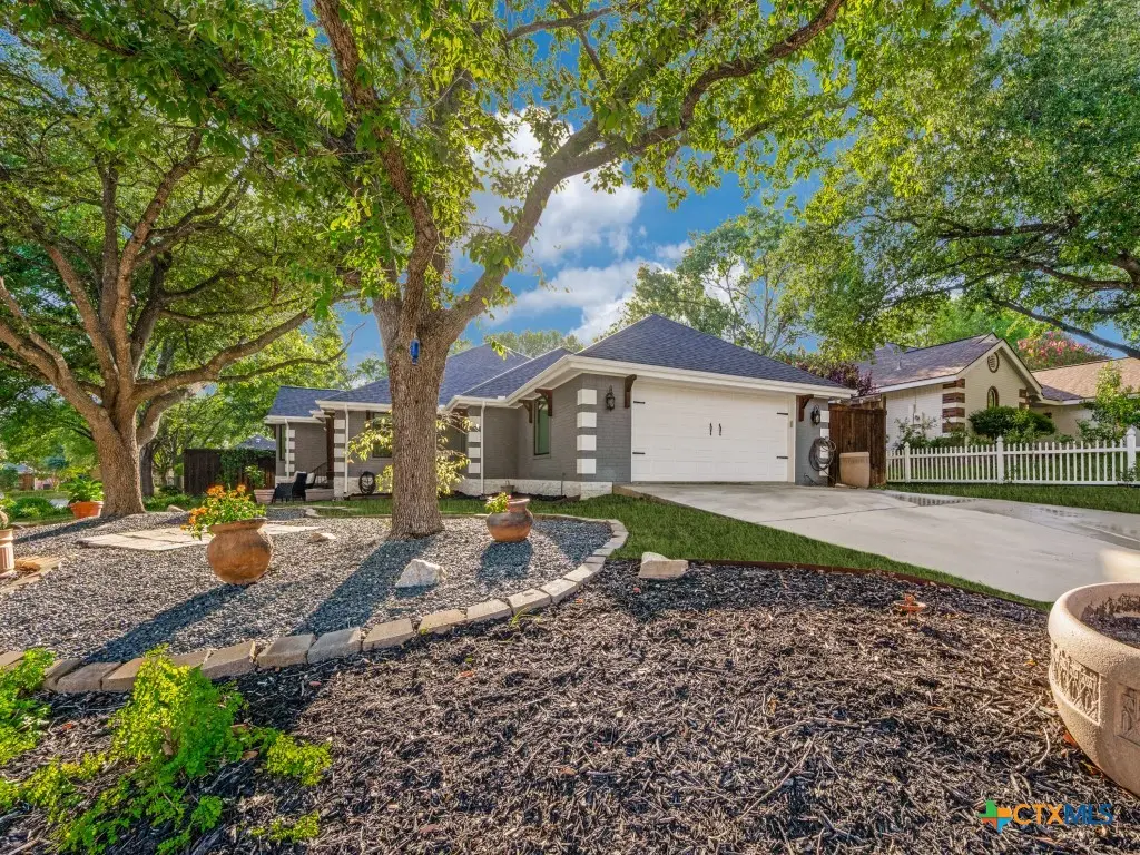 1933 Squire Circle, New Braunfels, TX 78130 - #1