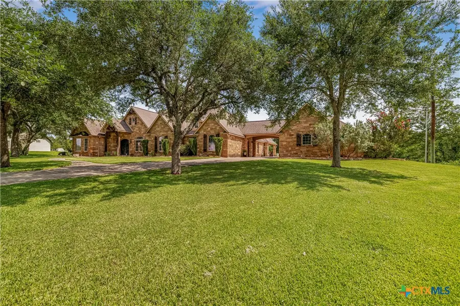 178 Juniper Trail, Yoakum, TX 77995 - #2